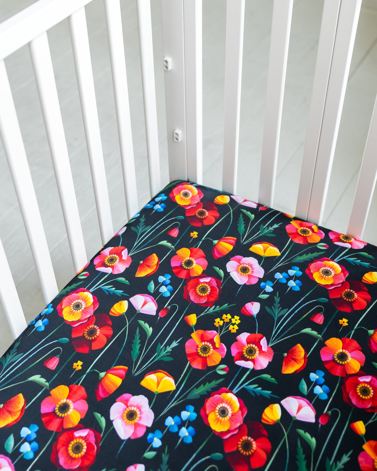 2-Pack StretchLuxe Fitted Crib Sheets (Pretty Poppies, Naptime N' Noodles)